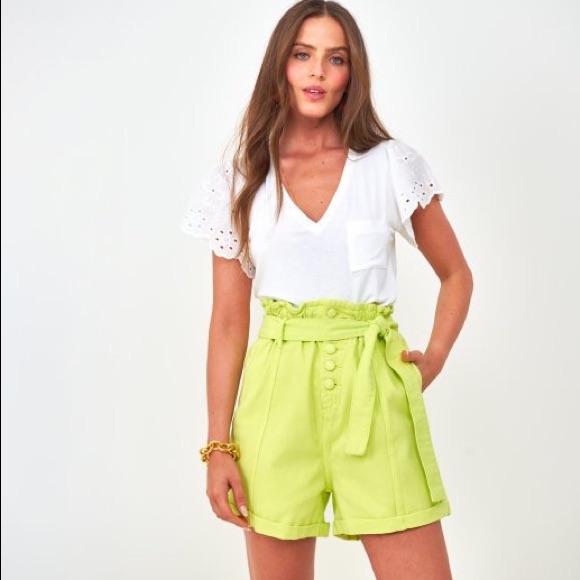Brand New Short Luau Linda De Morrer